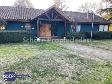 Casa en Venta en Orilla de Camino a Colín, cerca de talca, parcela de 5000 m2 con gran casa habitación