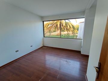 CASA EN PARCELA CON FINANCIAMIENTO DIRECTO