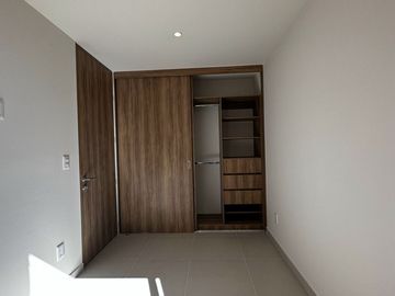 Departamento en venta en Lomas del Country con inquilino