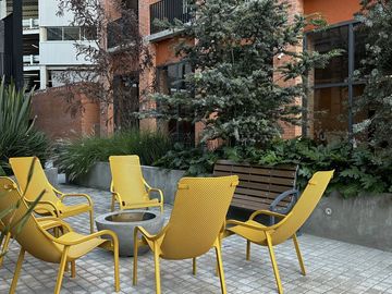 Departamento en venta en Lomas del Country con inquilino