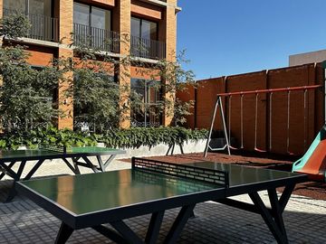 Departamento en venta en Lomas del Country con inquilino