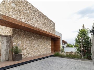 Moderna casa de lujo en Villas del Mesón Juriquill