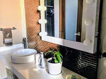 Moderna casa de lujo en Villas del Mesón Juriquill