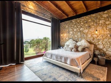 Moderna casa de lujo en Villas del Mesón Juriquill