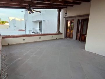 RENTA CASA   VILLAS DEL MESON JURIQUILLA QUERETARO