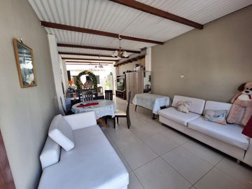CASA EN VENTA PUNTA HERMOSA