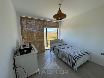 Casa en Venta en Condominio Casa Parque, Zapallar Curicó