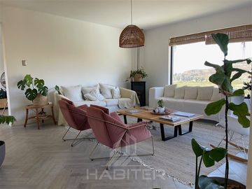 Casa en Venta en Condominio Casa Parque, Zapallar Curicó