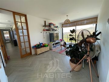 Casa en Venta en Condominio Casa Parque, Zapallar Curicó