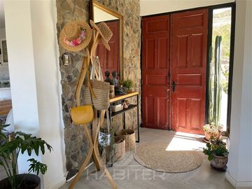 Casa en Venta en Condominio Casa Parque, Zapallar Curicó