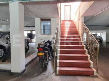 Vendo apartamento en piso cuarto Pampalinda sur de Cali