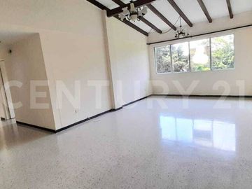 Vendo apartamento en piso cuarto Pampalinda sur de Cali