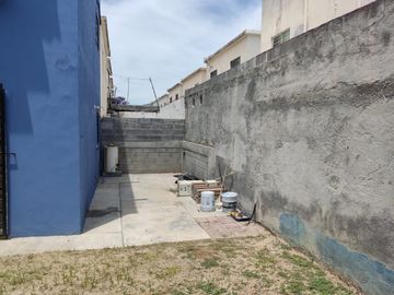 CASA EN VENTA EN COL. URBIVILLA DEL CEDRO EN SOLIDARIDAD EN MTY
