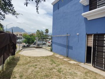 CASA EN VENTA EN COL. URBIVILLA DEL CEDRO EN SOLIDARIDAD EN MTY