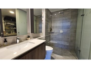VENDO HERMOSO APARTAMENTO EN EL POBLADO -  SECTOR LOS PARRA