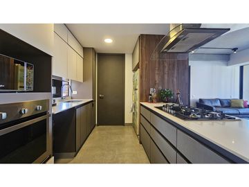 VENDO HERMOSO APARTAMENTO EN EL POBLADO -  SECTOR LOS PARRA