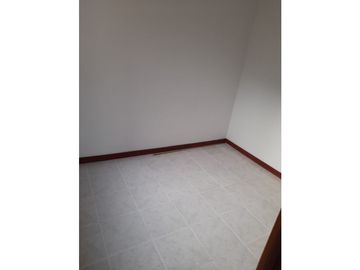 Se vende casa Duplex   en el barrio Gilberto Pelaez sector Aeropuerto