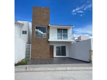 CASA EN VENTA EN SAN JUAN EL RIO QUERETARO