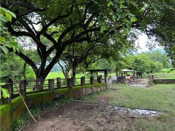 IMPRESIONANTE RANCHO EN MANUEL AVILA CAMACHO - TONAL