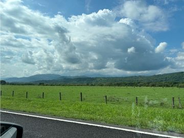 IMPRESIONANTE RANCHO EN MANUEL AVILA CAMACHO - TONAL