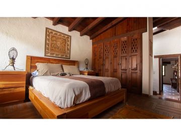 CASA EN VENTA EN AVNDARO / CONDOMINIO