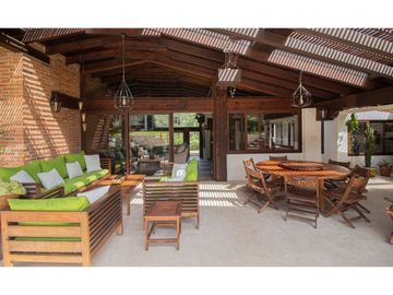 CASA EN VENTA EN AVNDARO / CONDOMINIO