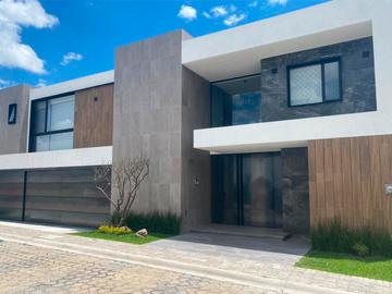 VENTA EXELENTE CASA EN LOMAS ANGELOPOLIS II