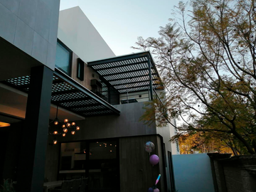 VENTA EXELENTE CASA EN LOMAS ANGELOPOLIS II