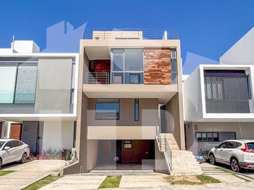 Casa en Venta, Galerías Santa Anita, Tlajomulco de Zúñiga