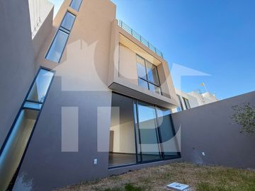 Casa en Venta, Galerías Santa Anita, Tlajomulco de Zúñiga