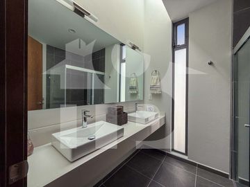 Casa en Venta, Galerias Santa Anita, Tlajomulco de Zúñiga, Jalisco
