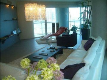SE VENDE APARTAMENTO EN PH YACHT CLUB 218M2