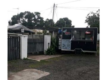 VENDO LOTE COMERCIAL Y CASA EN CHORRERA