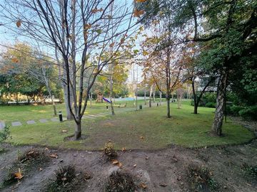 Departamento en Venta en Av. Las Condes / La Cabaña - 4D + 4B + 2 estacionamientos y bodega