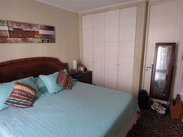 Departamento en Venta en Av. Las Condes / La Cabaña - 4D + 4B + 2 estacionamientos y bodega