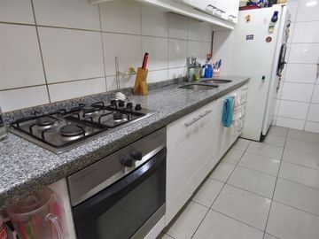 Departamento en Venta en Av. Las Condes / La Cabaña - 4D + 4B + 2 estacionamientos y bodega