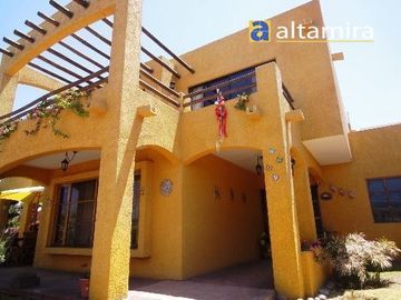 Casa en Venta en Avenida Pedro Prado / Av. Ramón Perez (Avda. Chipana)