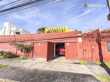 Casa en Venta en Avenida Pedro Prado / Av. Ramón Perez (Avda. Chipana)