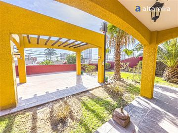 Casa en Venta en Avenida Pedro Prado / Av. Ramón Perez (Avda. Chipana)