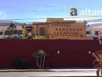 Casa en Venta en Avenida Pedro Prado / Av. Ramón Perez (Avda. Chipana)