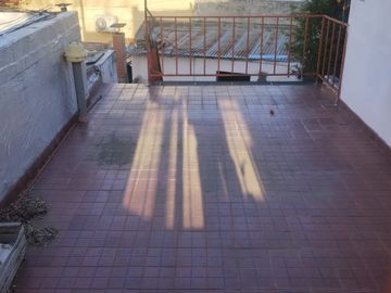 Casa en venta de 4 dormitorios c/ cochera en La Falda
