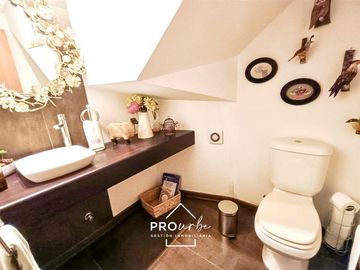 Casa en Venta en Condominio Cumbres de Peñalolén