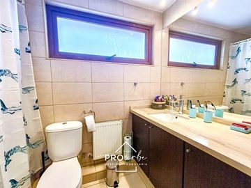 Casa en Venta en Condominio Cumbres de Peñalolén