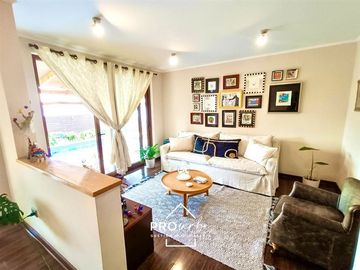 Casa en Venta en Condominio Cumbres de Peñalolén