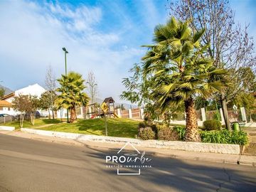 Casa en Venta en Condominio Cumbres de Peñalolén
