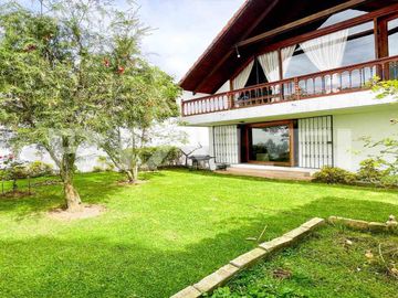 Casa en venta 3 cuadras de la Eloy Alfaro y Portugal