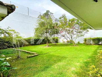 Casa en venta 3 cuadras de la Eloy Alfaro y Portugal