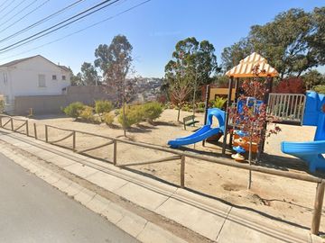 Casa ampliada en barrio en alto en Quilpué