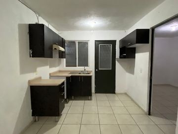 CASA EN REAL DEL VALLE, FRACC LA ARBOLEDA CON TERRAZA TECHADA