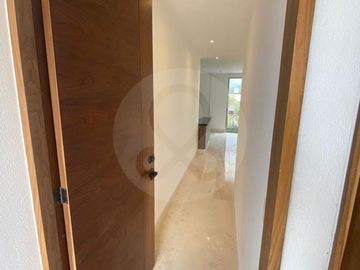 14 de agosto  Departamento en venta en Lomas Hipódromo
